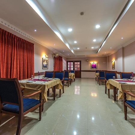 Kallada Hotels And Resorts Thrissur Exterior foto